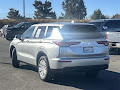 2024 Mitsubishi Outlander ES