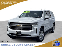 2023 Chevrolet Suburban LT