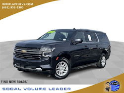 2023 Chevrolet Suburban LT