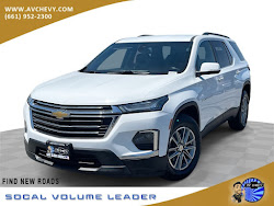 2023 Chevrolet Traverse LT