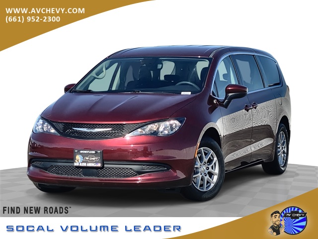 2023 Chrysler Voyager LX