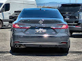2025 Toyota Camry SE HYBRID