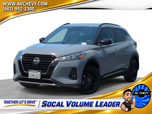2023 Nissan Kicks SR