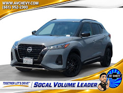 2023 Nissan Kicks SR