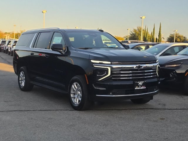 2027 Chevrolet Suburban LT